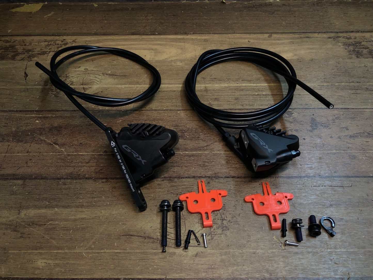 ID732 シマノ SHIMANO GRX BR-RX400 油圧 ディスクブレーキ キャリパー 前後セット