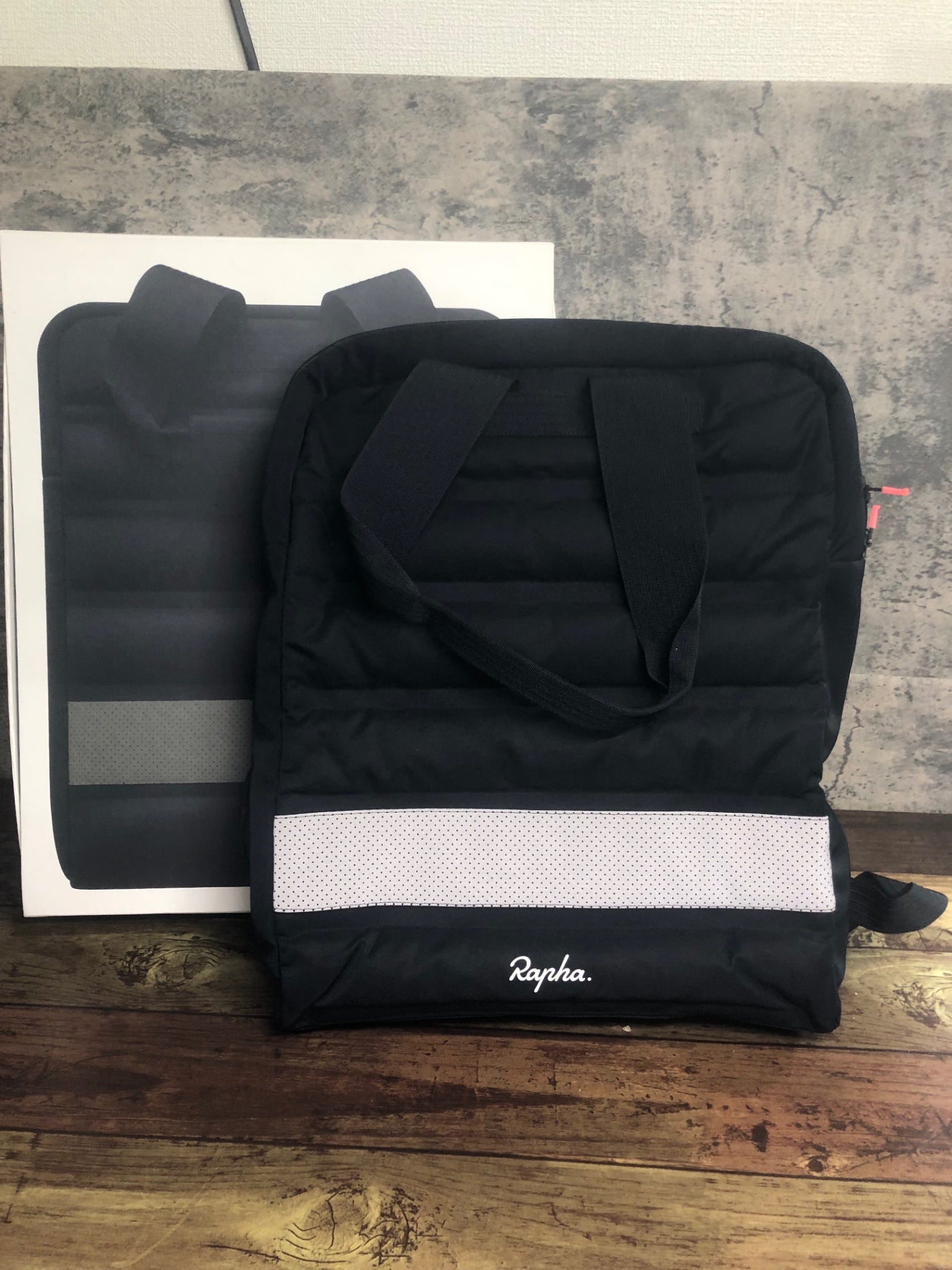 IW776 ラファ Rapha CONVERTIBLE BACKPACK TOTE リュック バックパック 黒