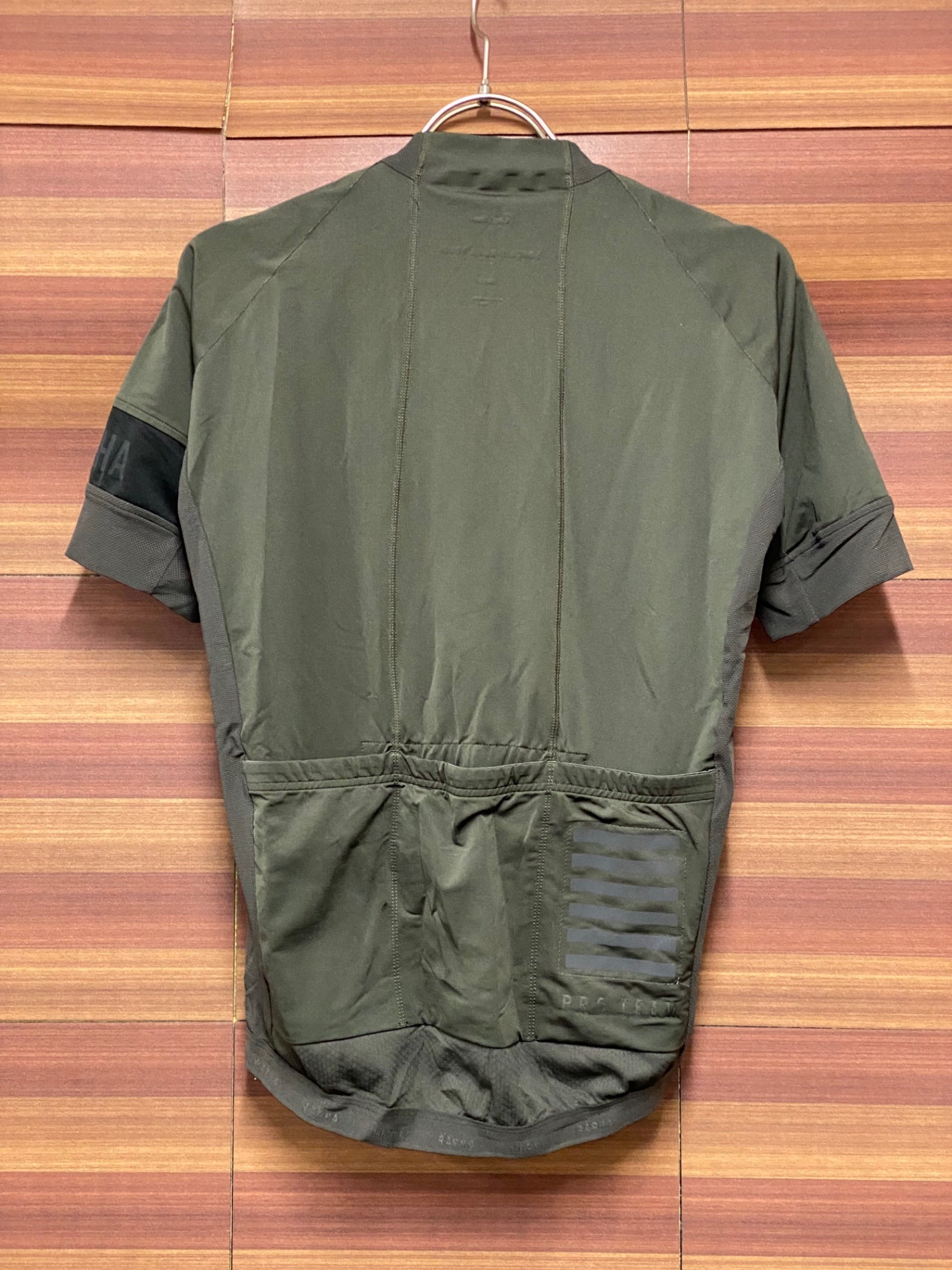 IV197 ラファ Rapha PRO TEAM 半袖サイクルジャージ 黒 S 日焼け 汚れ 裾ゴム伸び