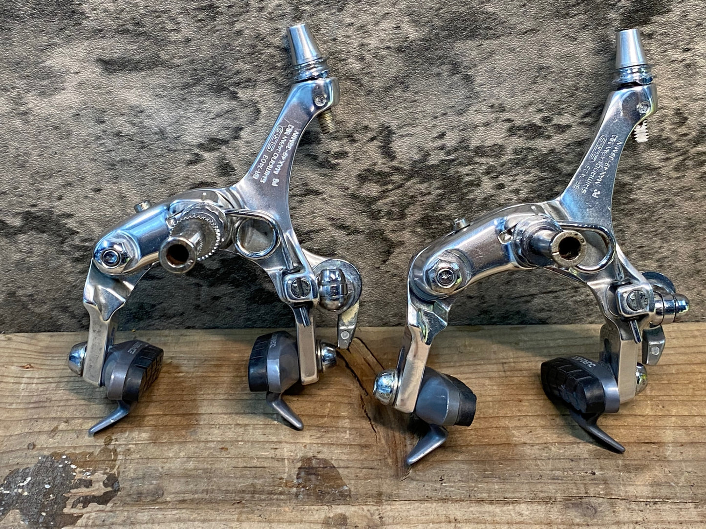 IX085 シマノ SHIMANO デュラエース DURA-ACE BR-7403 キャリパーブレーキ