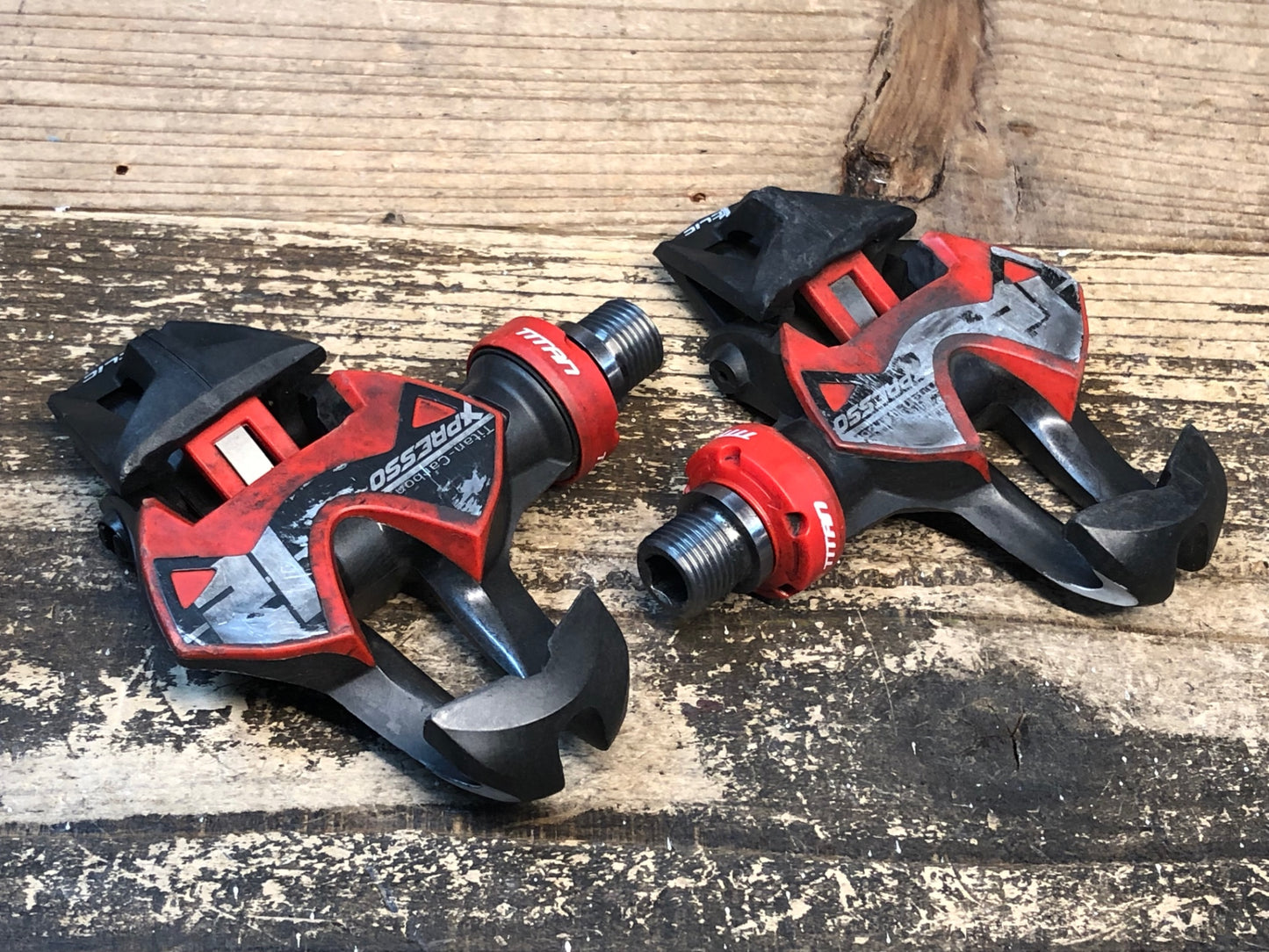 IZ640 タイム TIME XPRESSO12 ビンディングペダル チタンシャフト 赤