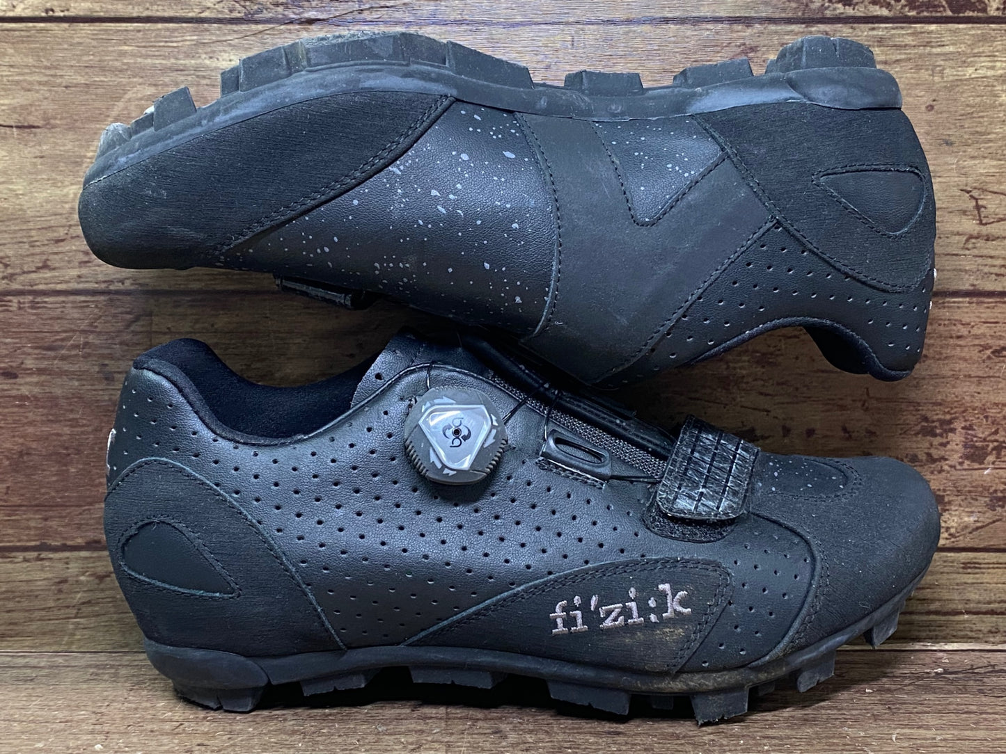 IK407 フィジーク fizik M5B UOMO ビンディングシューズ BOA SPD 黒 EU40