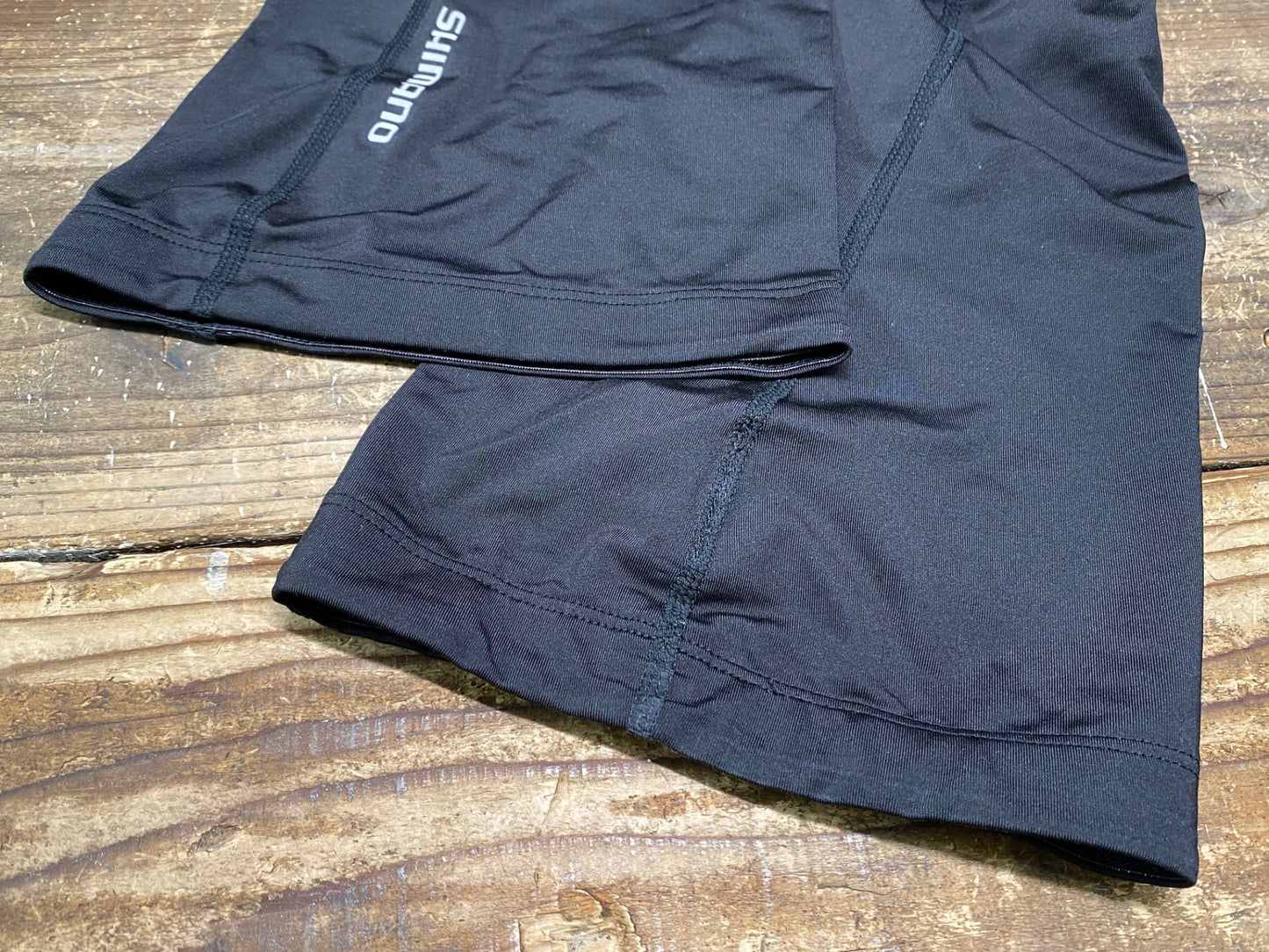 IU490 シマノ SHIMANO レッグカバー 黒 M