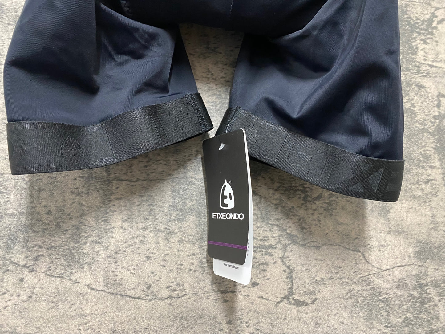 IN263 エチェオンド ETXEONDO レーサーパンツ レディース 黒 Mサイズ 未使用