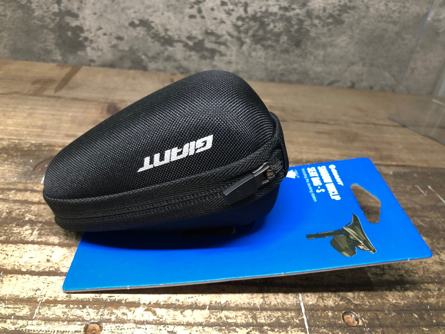 IV777 ジャイアント GIANT SHADOW UNICLIP SEAT BAG-S サドルバッグ