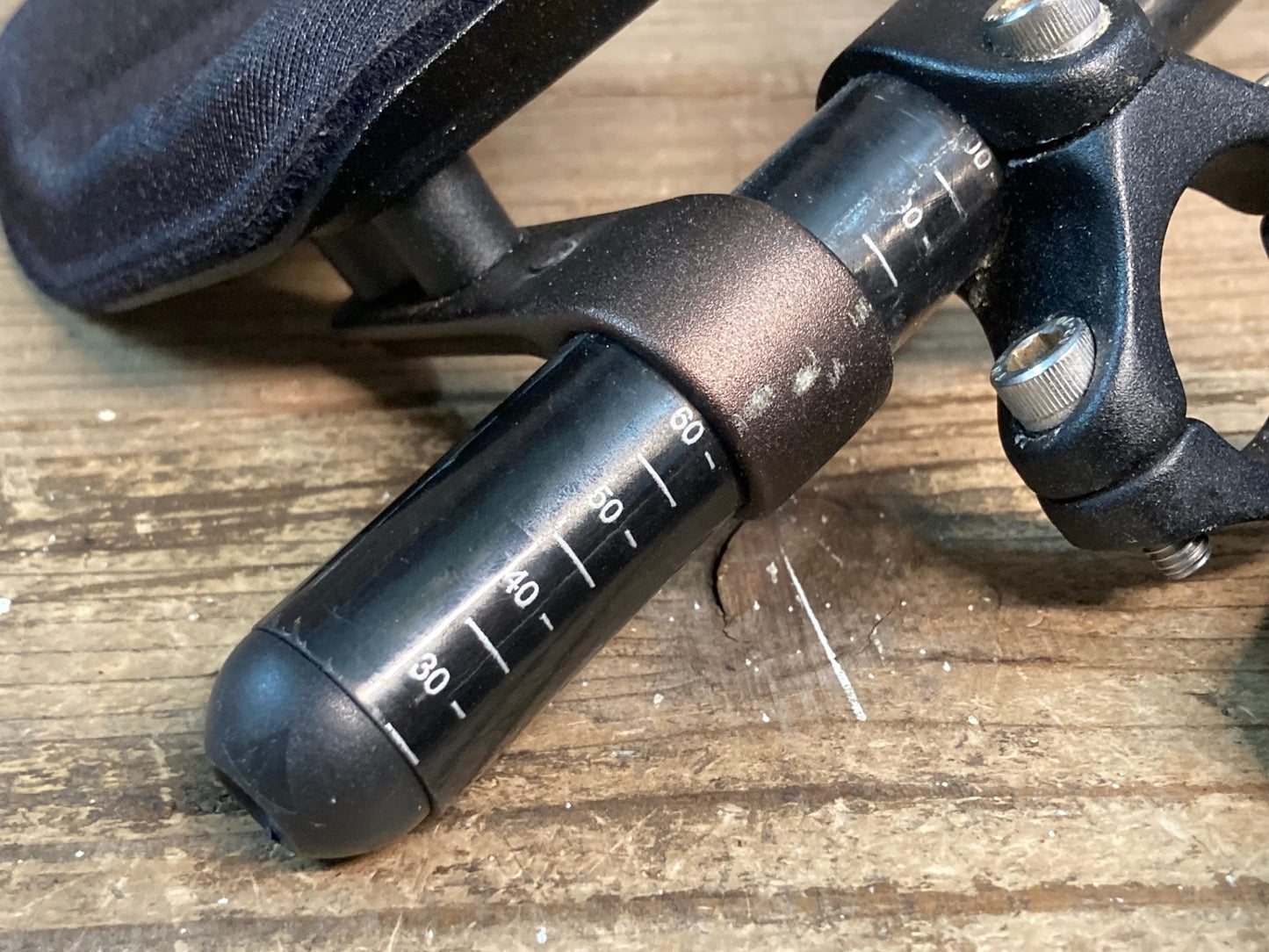 IQ496 プロファイルデザイン PROFILE DESIGN T4+ カーボン DHバー Φ31.8 黒 300mm