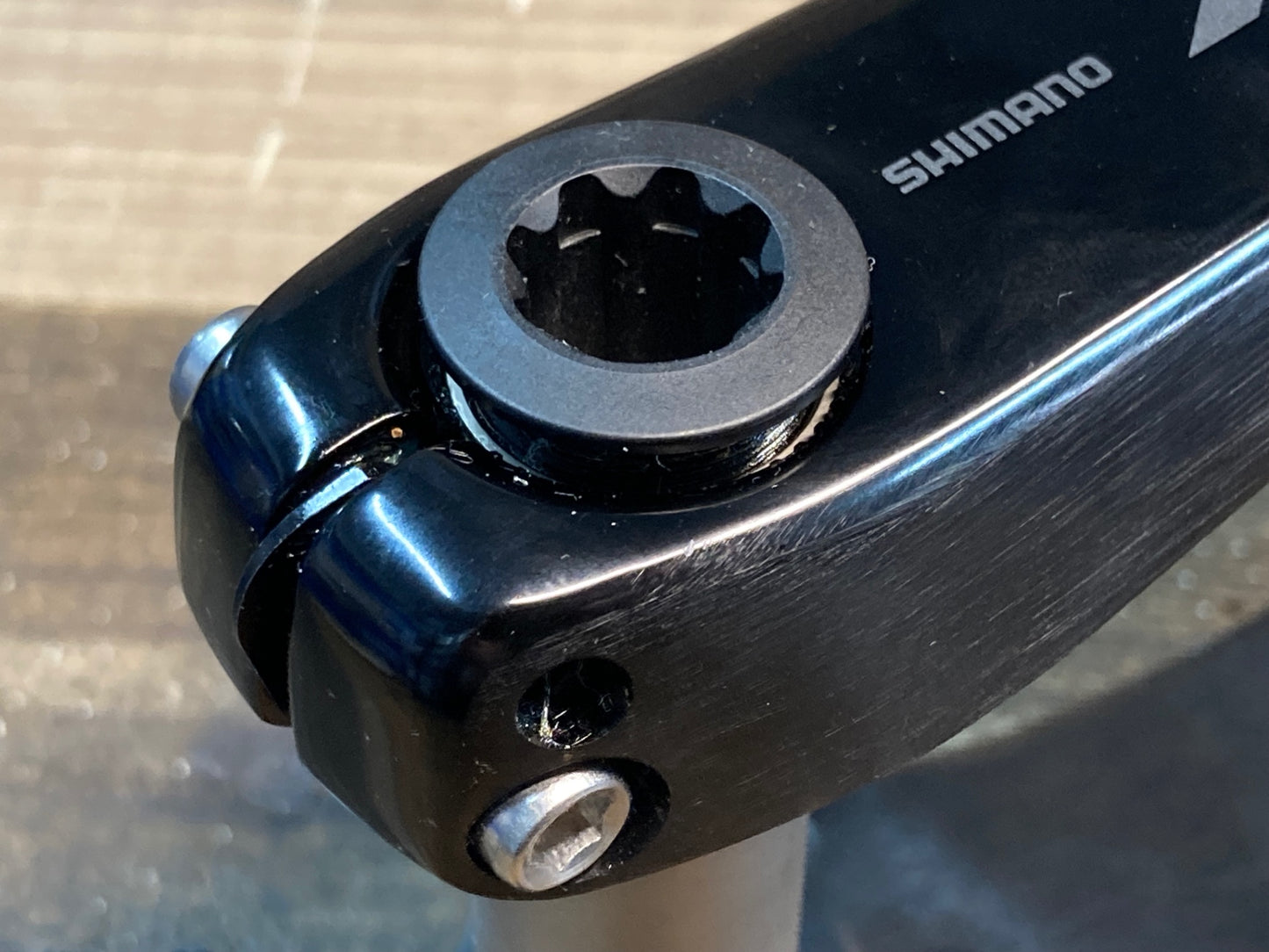 IN467 シマノ SHIMANO 105 FC-R7100 クランクアーム 175mm