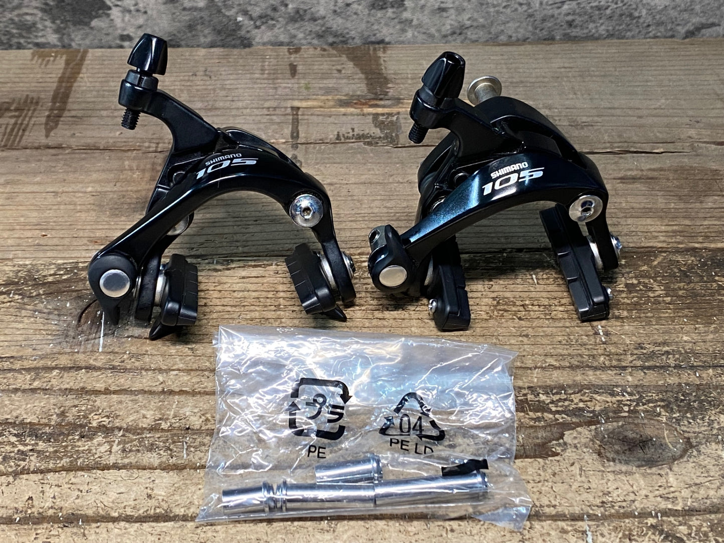 IZ947 シマノ SHIMANO 105 BR-5800 キャリパーブレーキセット 黒