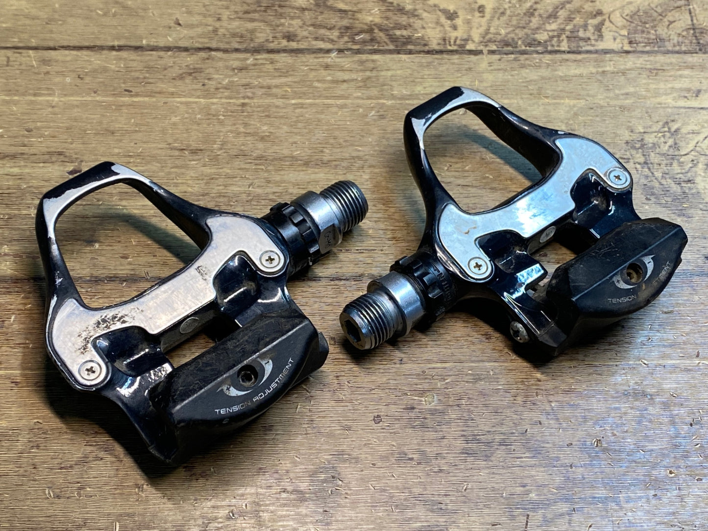 IZ015 シマノ SHIMANO 105 PD-5700 ビンディングペダル SPD-SL