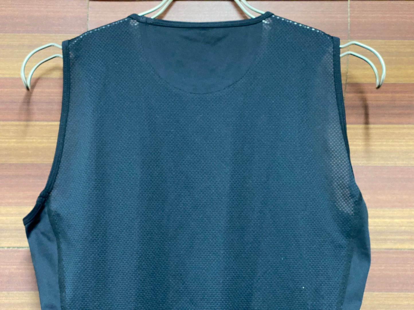 IU959 ラファ Rapha PRO TEAM LAYER SLEEVELESS ノースリーブ べースレイヤー 黒 S ※ほつれ