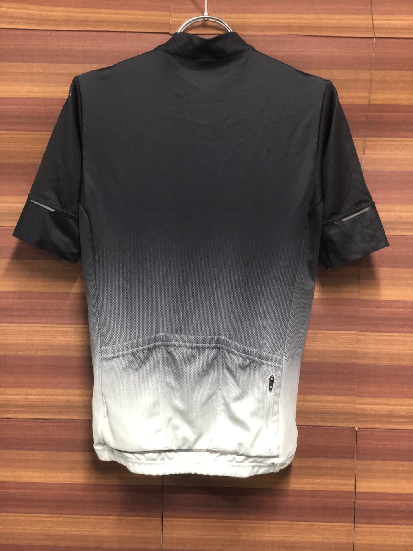 IP127 パールイズミ PEARL iZUMi 半袖 サイクルジャージ 黒 白 M