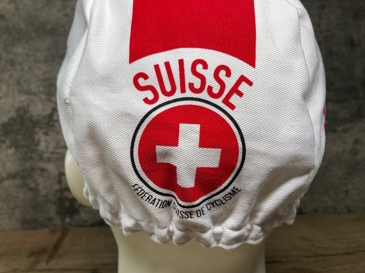 IZ070 アソス ASSOS SUISSE FED CAP サイクルキャップ スイス 赤 白 ワンサイズ