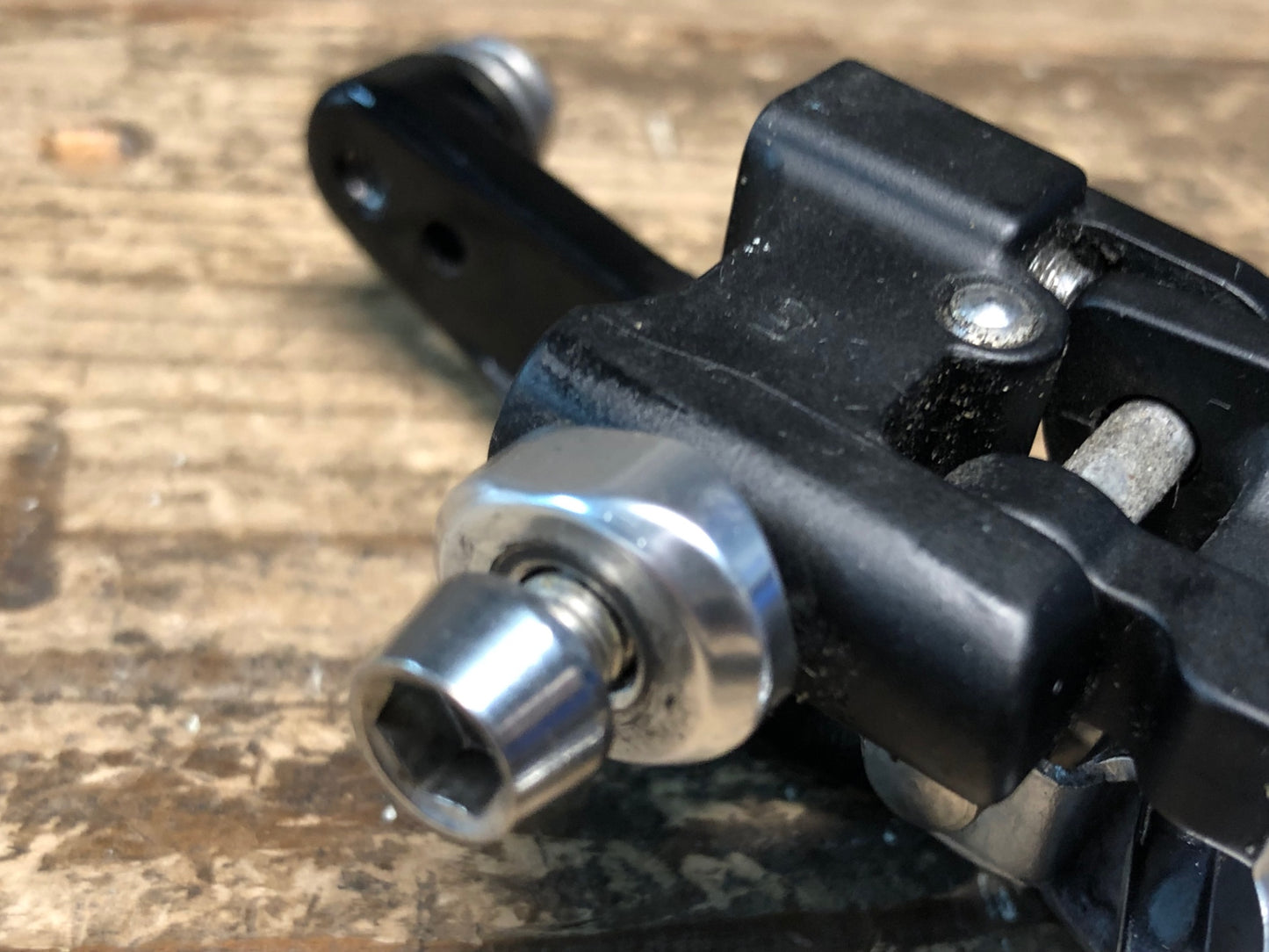 IX969 シマノ SHIMANO 105 FD-5800 フロントディレイラー 直付 2S