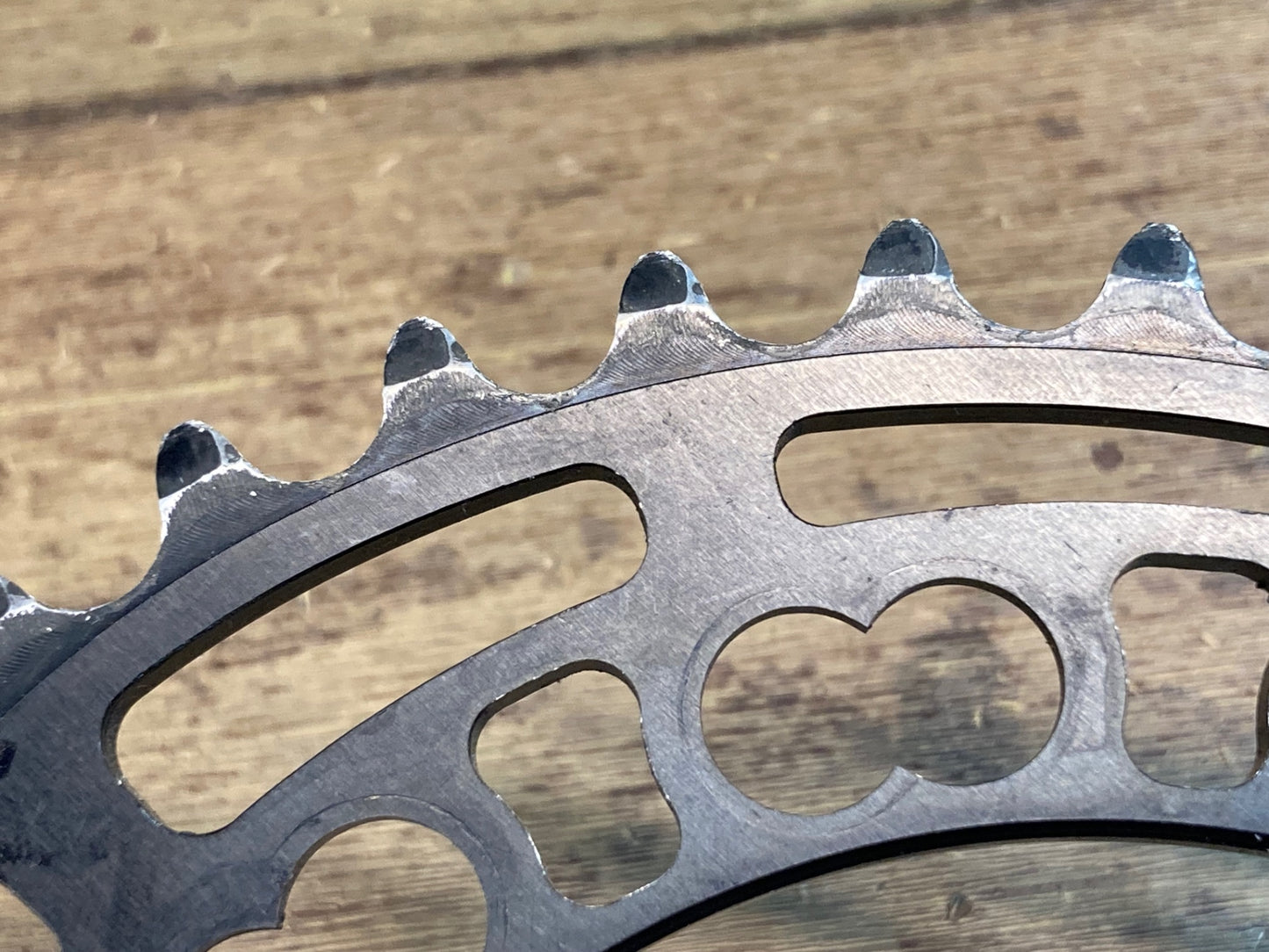 IO762 ローター ROTOR Q-RINGS チェーンリング 楕円 38T BCD110 5H