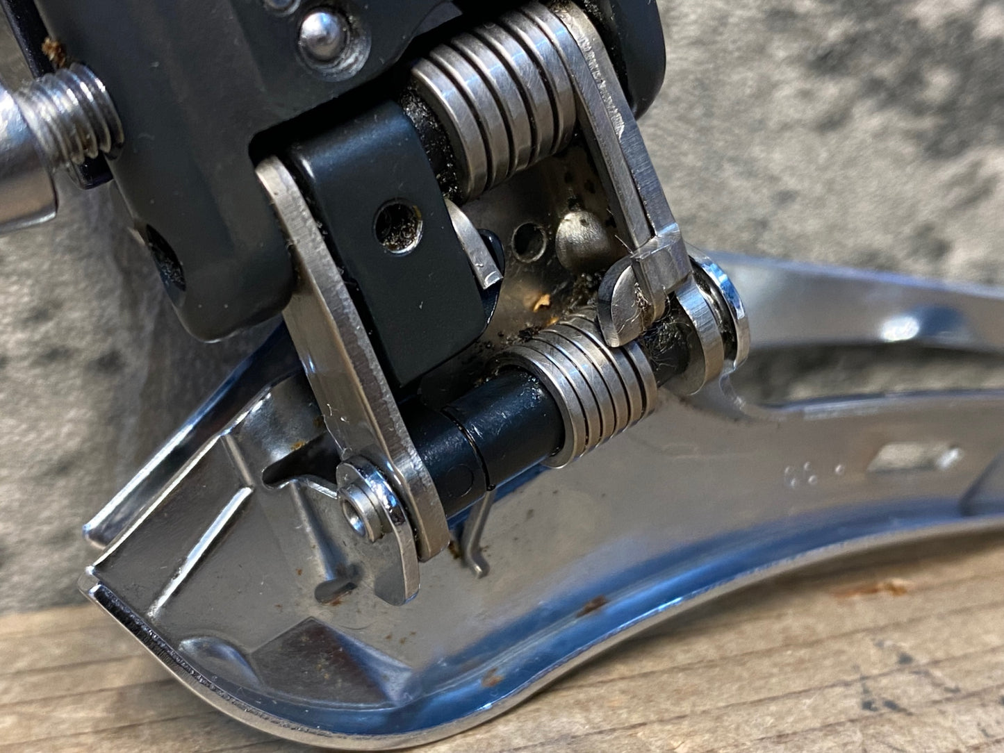 JB800 シマノ SHIMANO アルテグラ ULTEGRA FD-R8050 フロントディレイラー 2S Di2 直付 接続確認済み