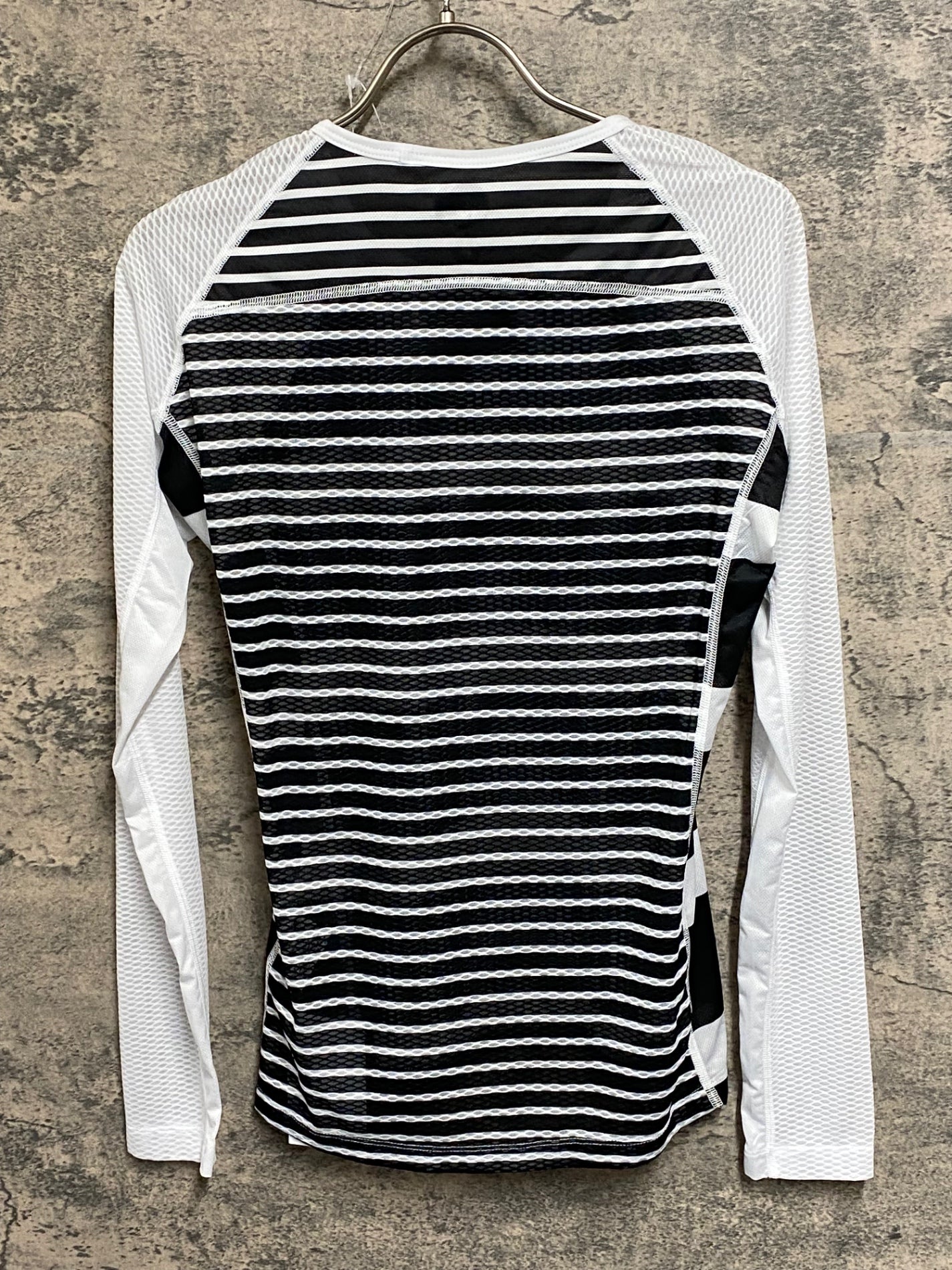 JC313 TICCC 長袖 べースレイヤー 白黒 M