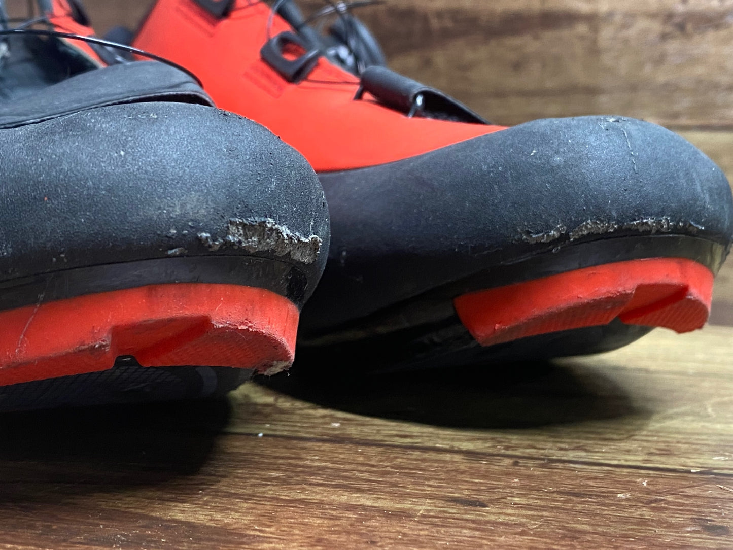 HX313 フィジーク fizik R5 Road Shoes ビンディングシューズ SPD-SL 黒 赤 EU41.5 ※ソール傷、汚れ