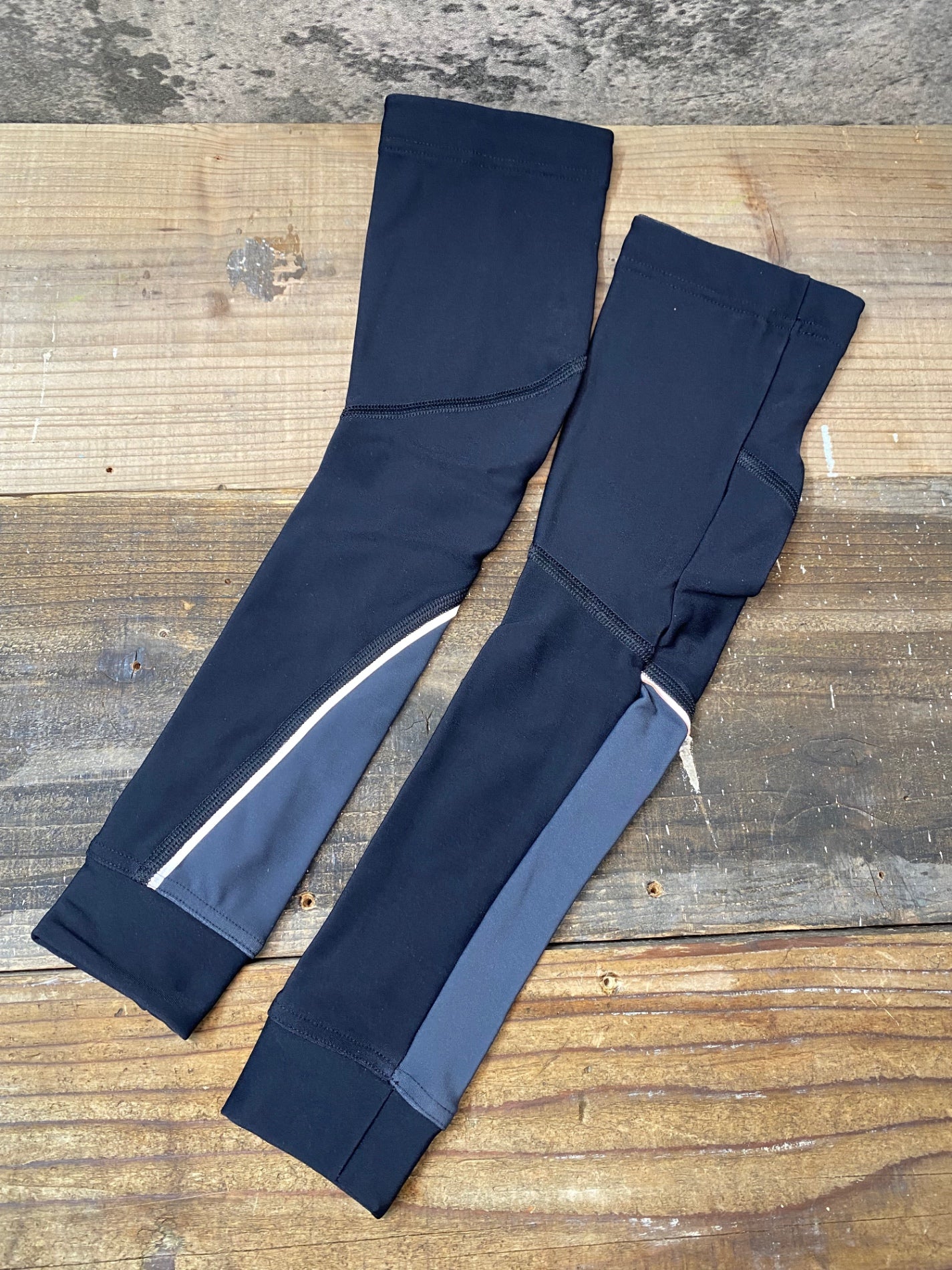 IL721 カフェドシクリステ CAFE DU CYCLISTE アームカバー 黒 S