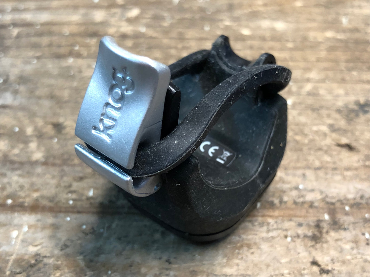 IQ492 ノグ KNOG PLUS FRONT / BLINDER SQUARE REAR ライトセット