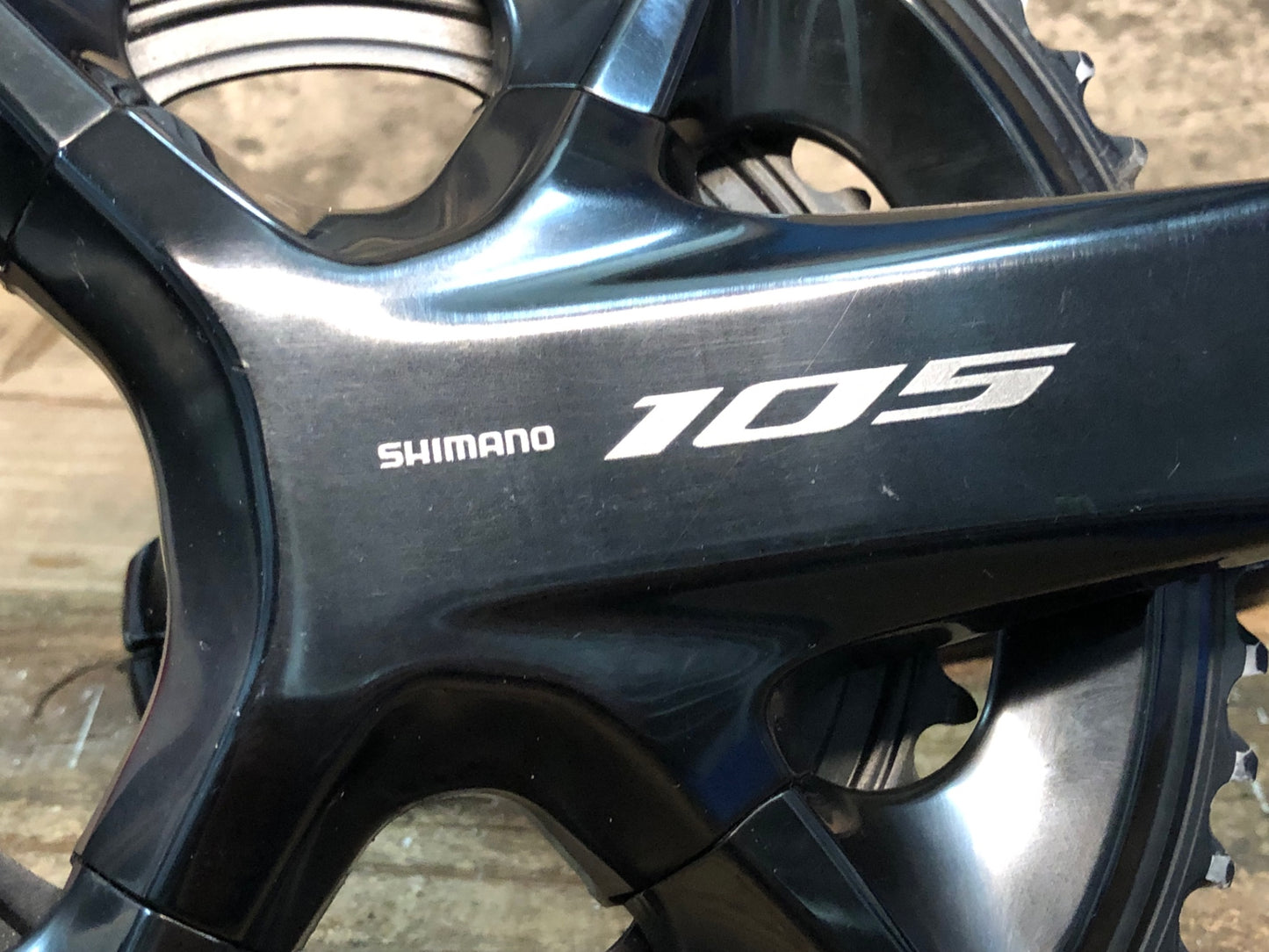 IU920 シマノ SHIMANO 105 FC-R7100 クランクセット 172.5mm 50/34T