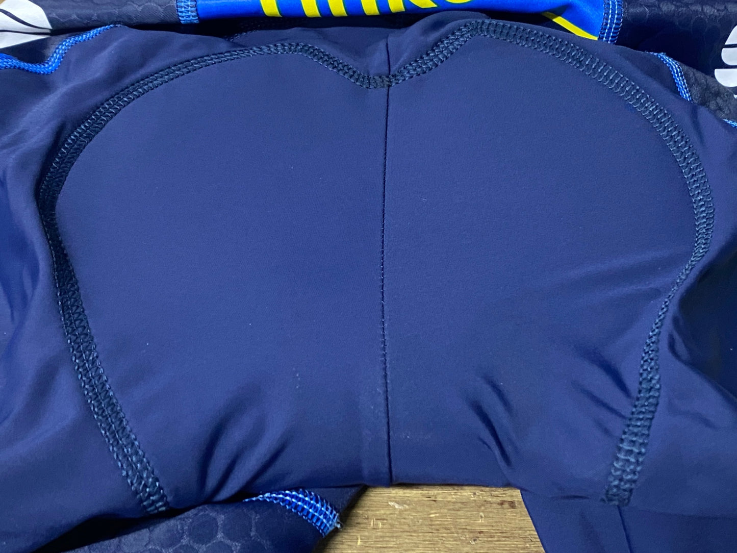 IS045 スポーツフル Sportful ビブショーツ TINKOFF 黒 紺 L