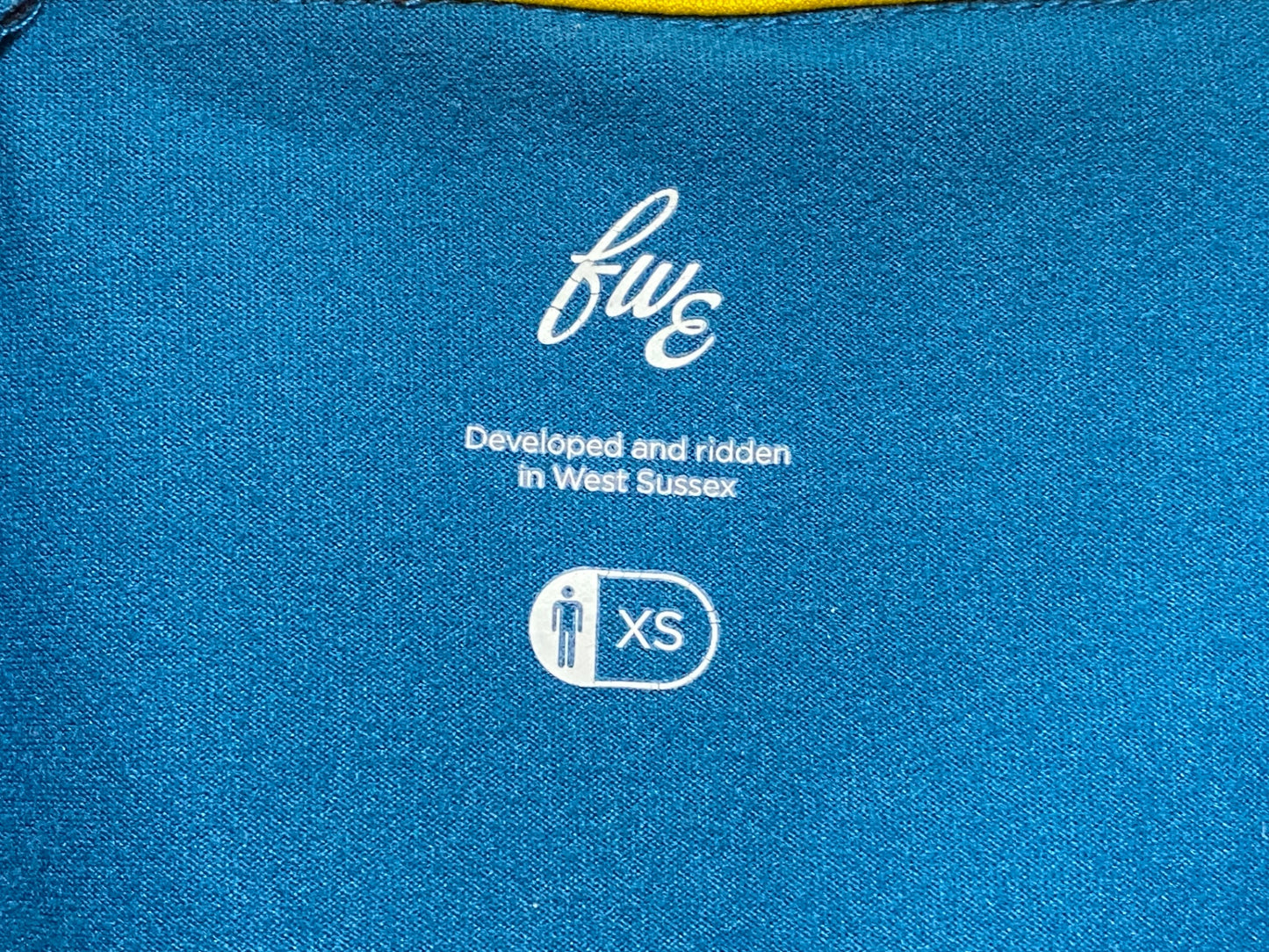 IY344 FWE 長袖 サイクルジャケット 黒 XS