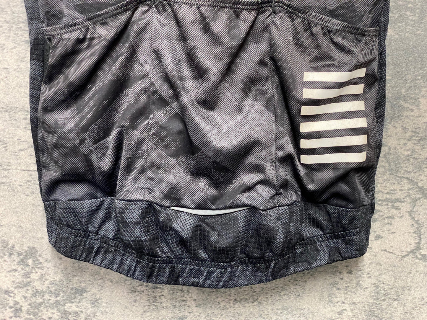 JC603 ラファ Rapha PRO TEAM FLYWEIGHT JERSEY II ROAD GRAFFITI 半袖 サイクルジャージ 黒 M