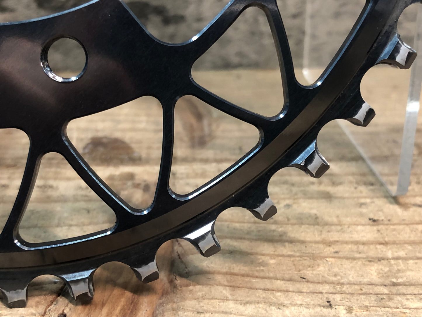 IS484 アブソリュートブラック absoluteBLACK Gravel 1x OVAL SHIMANO 4H 110BCD 46T ナローワイド チェーンリング