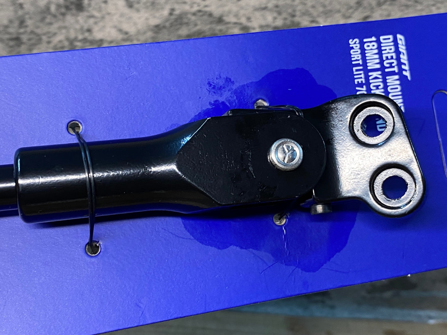 IV667 ジャイアント GIANT Direct Mount KSA Kickstand - Sport Lite 700c キックスタンド