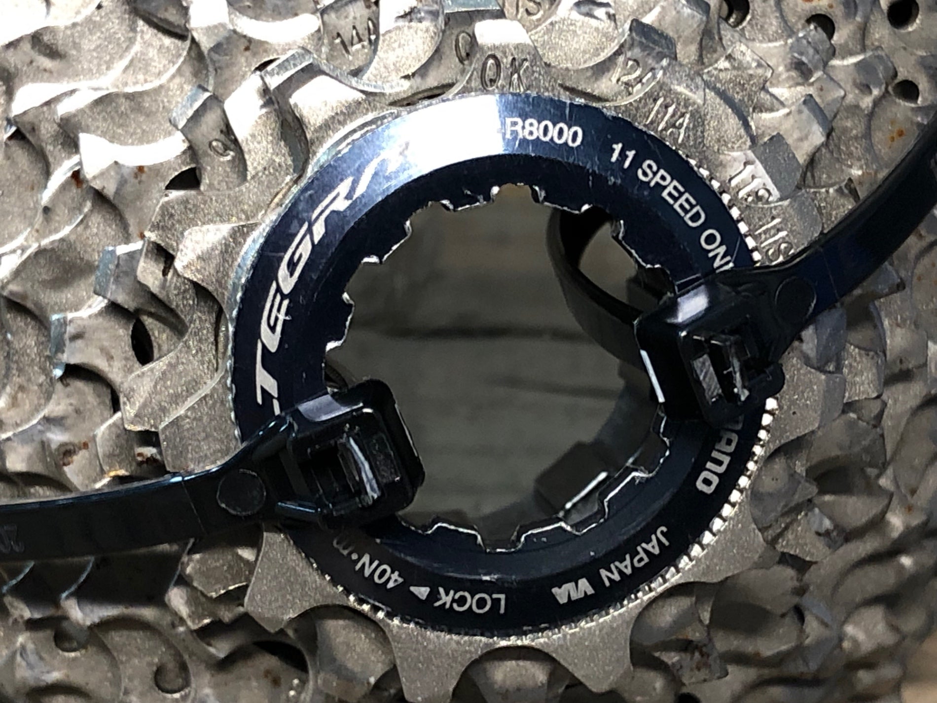 SHIMANO（シマノ）CS-R8000 カセットスプロケット 11S 11-25T 11