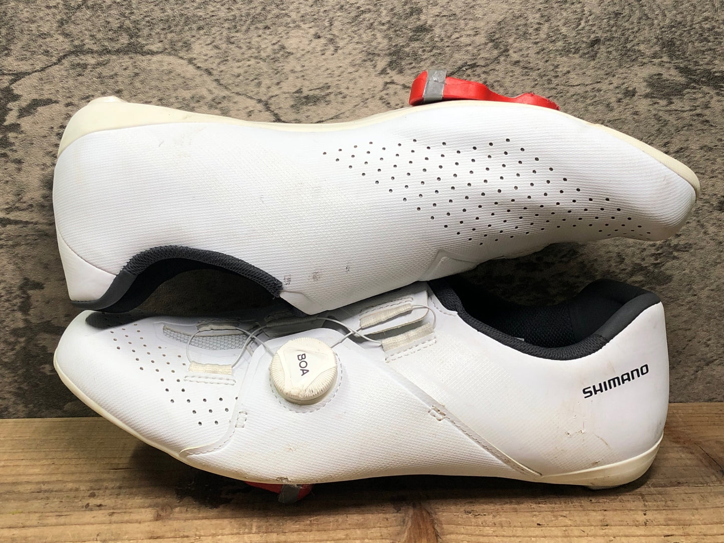 IY980 シマノ SHIMANO SHRC300M W01S ビンディングシューズ SPD-SL 白 EU43