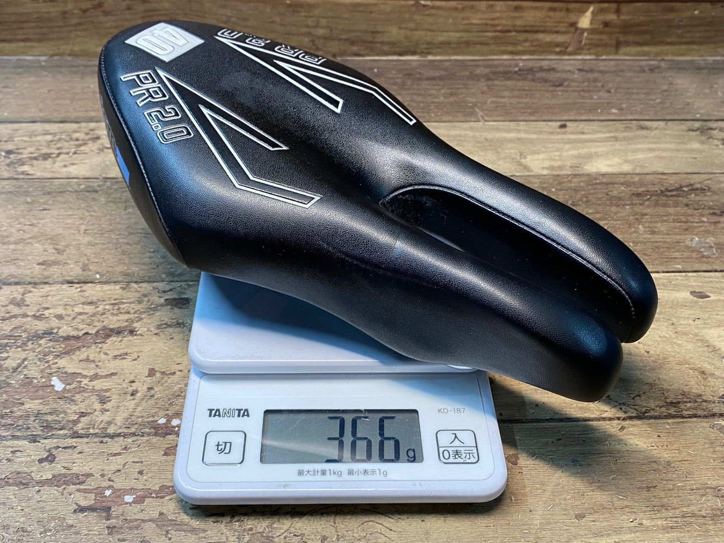 IM889 ISM PR2.0 サドル