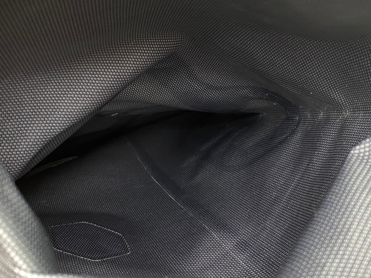 IX828 アピデュラ APIDURA エクスペディション・ハンドルバーパック 9L