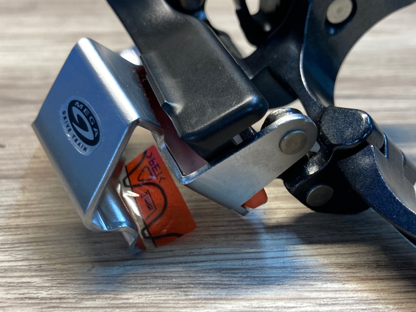 IW842 シマノ SHIMANO デオーレ DEORE FD-M590 フロントディレイラー バンド式 Φ34.9 ※ボルト欠品