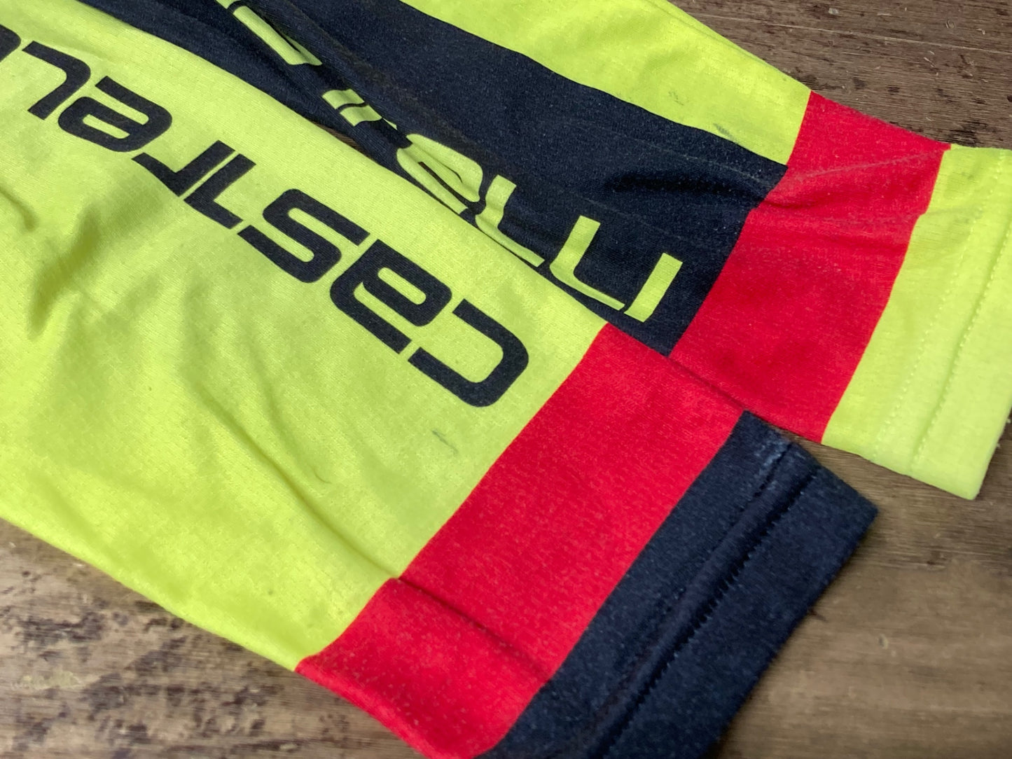 IO737 カステリ CASTELLI 長袖 サイクルジャージ 黄 S 裏起毛 ※汚れ