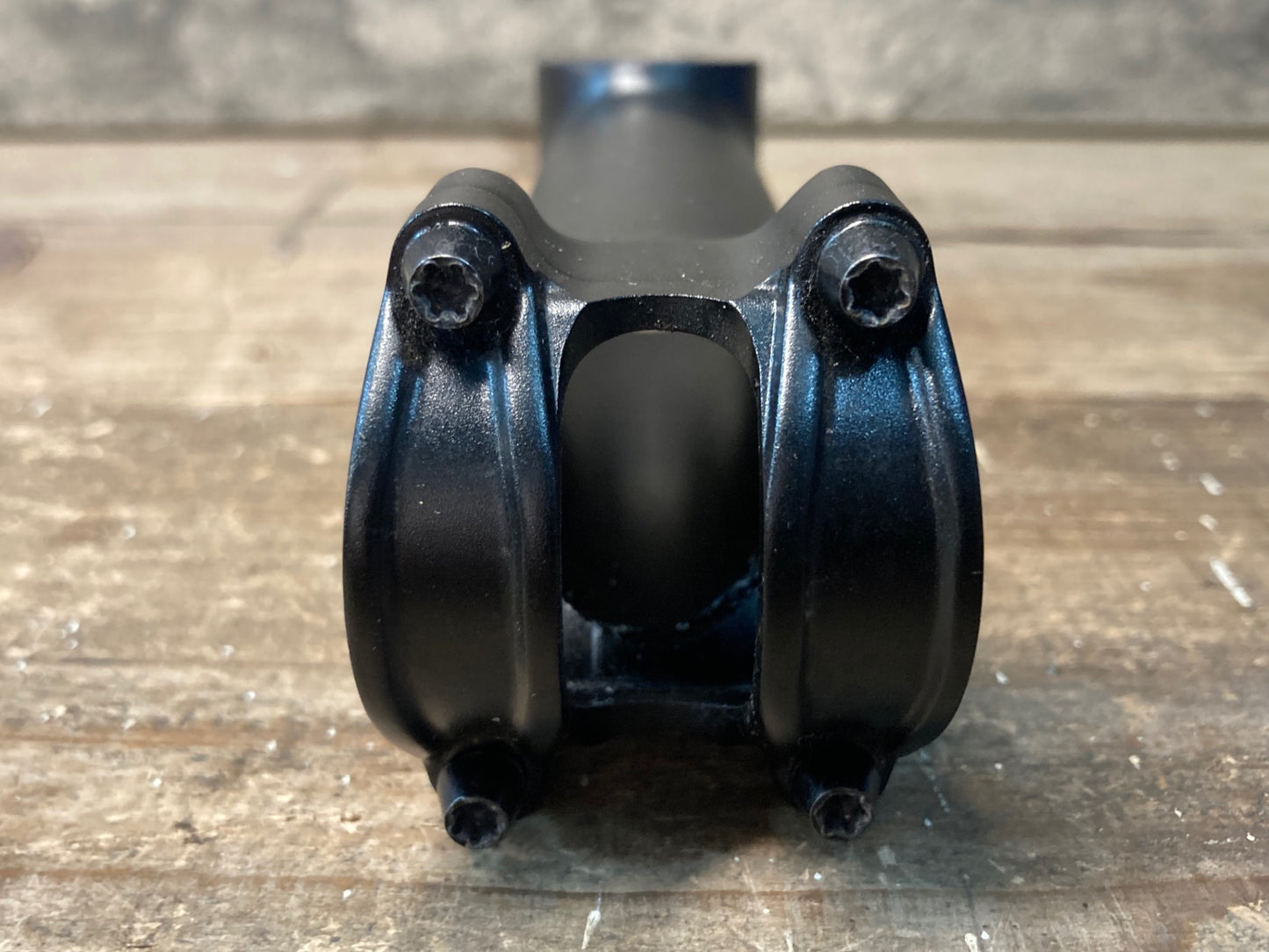 IP768 TNi Helium 6 アルミステム 黒 Φ31.8 OS 110mm