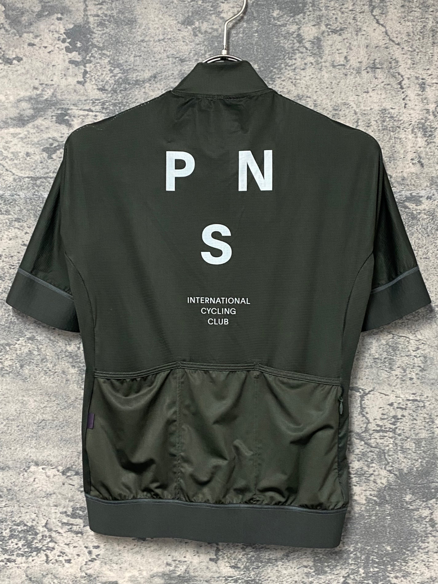 JC405 パスノーマルスタジオ Pas Normal Studios | Men's Mechanism Jersey 半袖 サイクルジャージ ダークオリーブ S