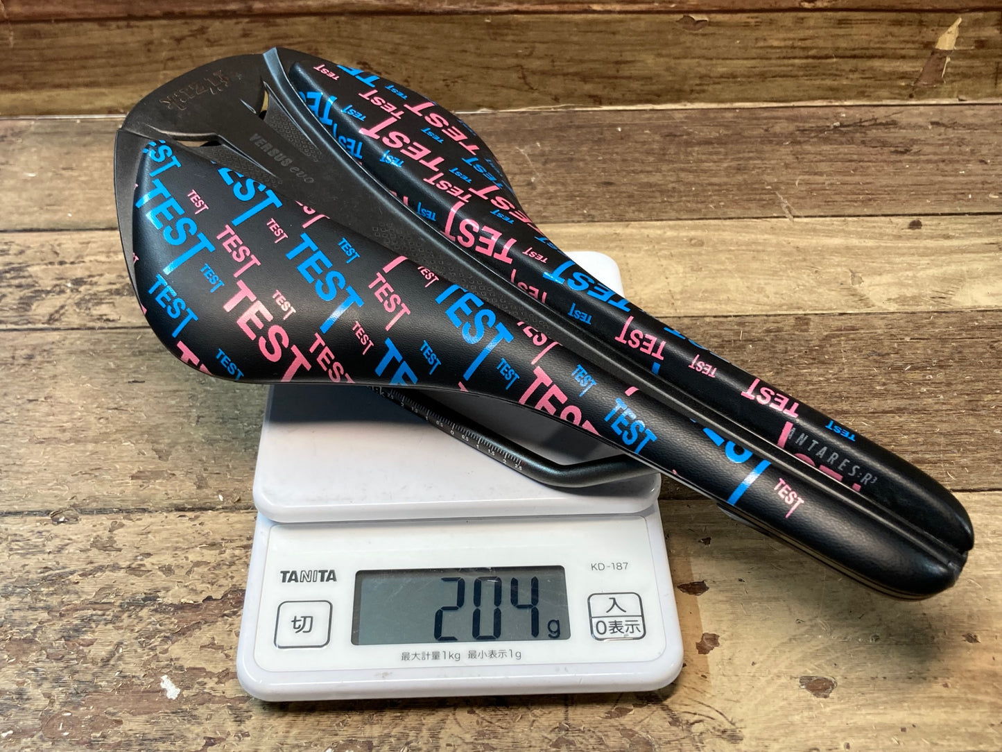 IL828 フィジーク fizik アンタレス ANTARES VERSUS EVO R3 サドル 黒 TEST REGULAR