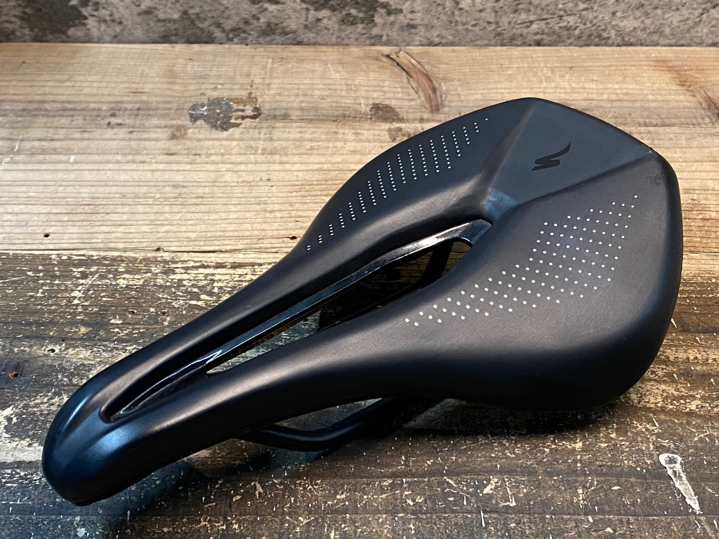 IX443 スペシャライズド SPECIALIZED パワー POWER サドル 黒 143mm HOLLOW Tiレール