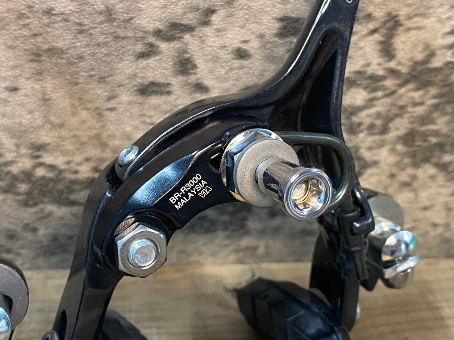 IW429 シマノ SHIMANO ソラ SORA BR-R3000 キャリパーブレーキ セット