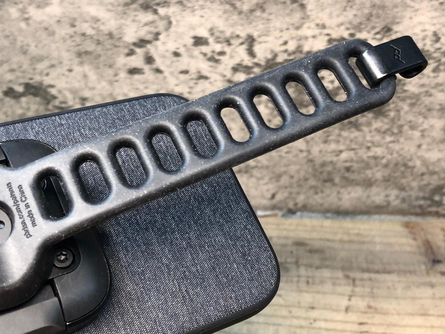 IS393 ピークデザイン PEAL DESIGN iPhone 15 Pro Max V2 ユニバーサル バー マウント マウント