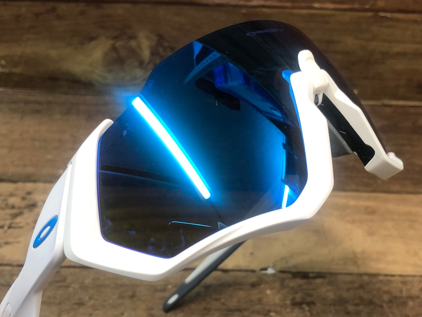 IN854 オークリー OAKLEY FLIGHT JACKET サングラス アイウェア 白 PRIZMレンズ