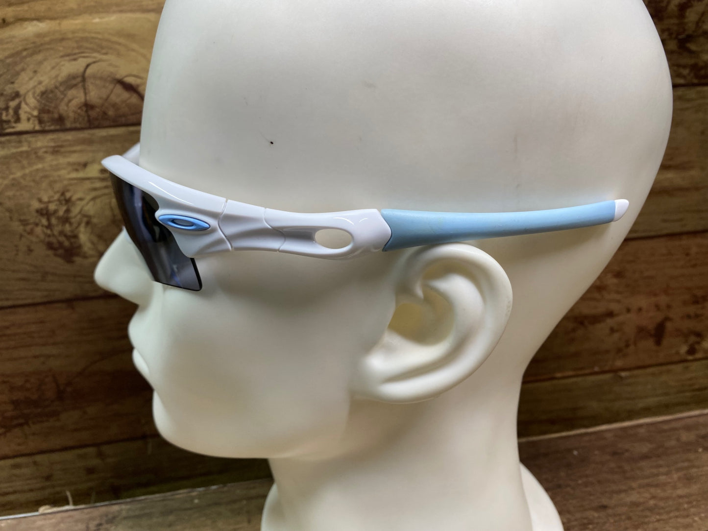 IJ356 オークリー OAKLEY レーダー RADAR サングラス アイウェア 白 水色 PHOTOGHRONICレンズ付属