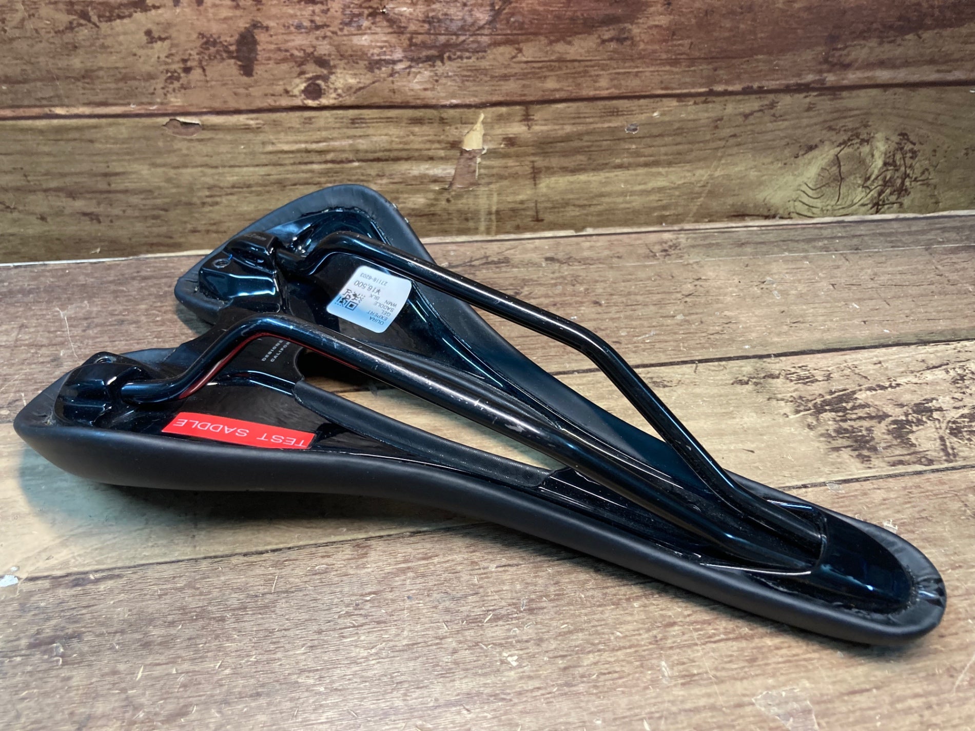 IN788 スペシャライズド SPECIALIZED OURA EXPERT GEL SADDLE WMN BLK サドル チタンレール 143mm Specialized Oura Expert Gel saddle