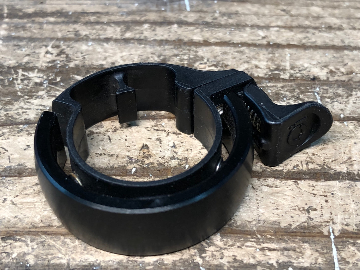 IN703 ノグ knog オイ Oi ベル Φ31.8 黒