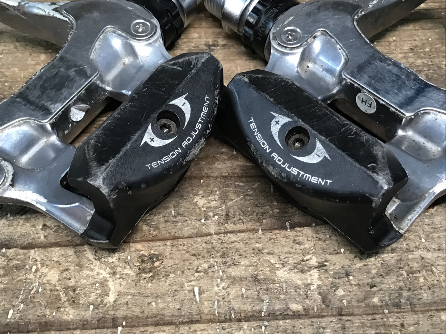 IP780 シマノ SHIMANO 105 PD-5610 ビンディングペダル シルバー 錆