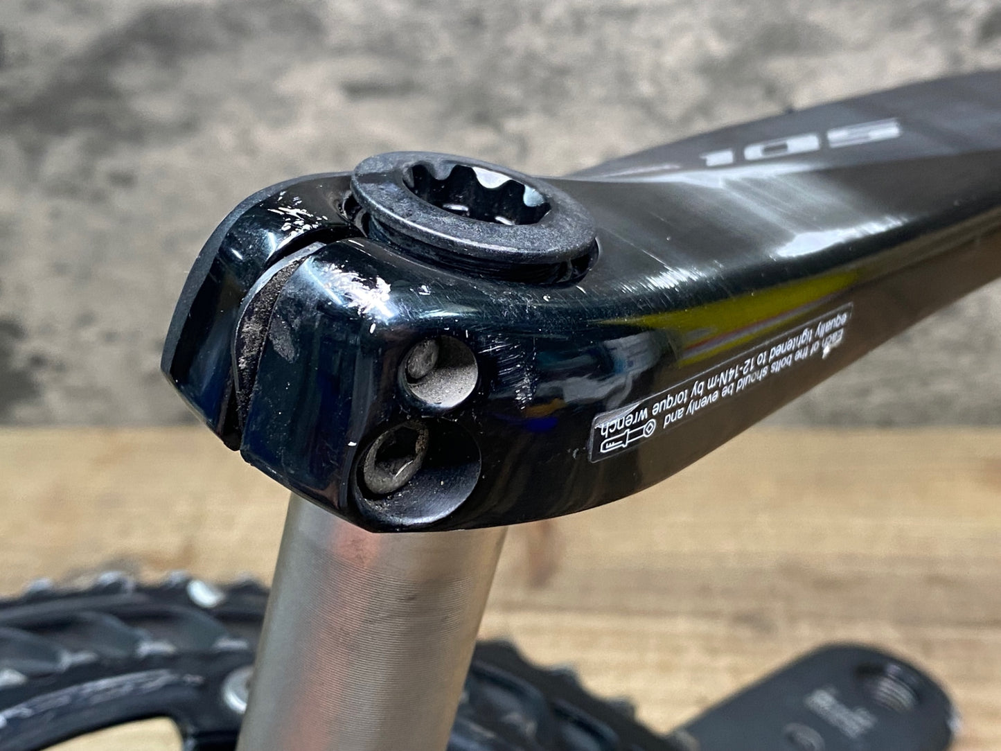 IX299 シマノ SHIMANO 105 FC-R7000 クランクセット 170mm 50/34T ※ガリ傷強,歯の摩耗強の為ジャンク