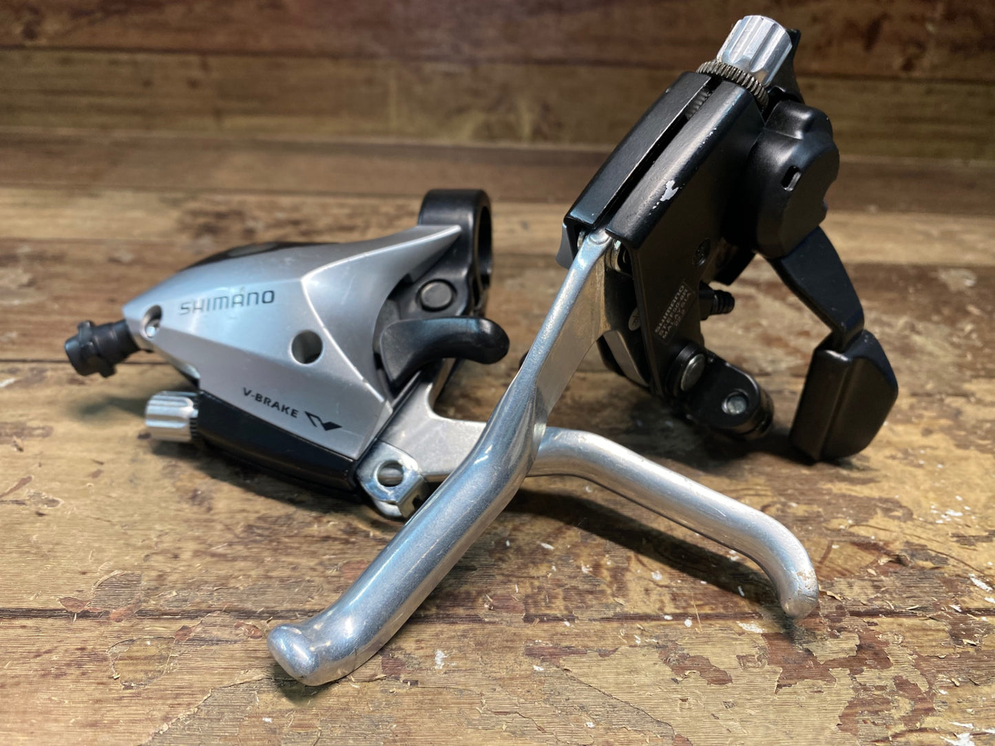 II427 シマノ SHIMANO ST-EF50 シフトブレーキレバー セット 3x8s Φ22.2