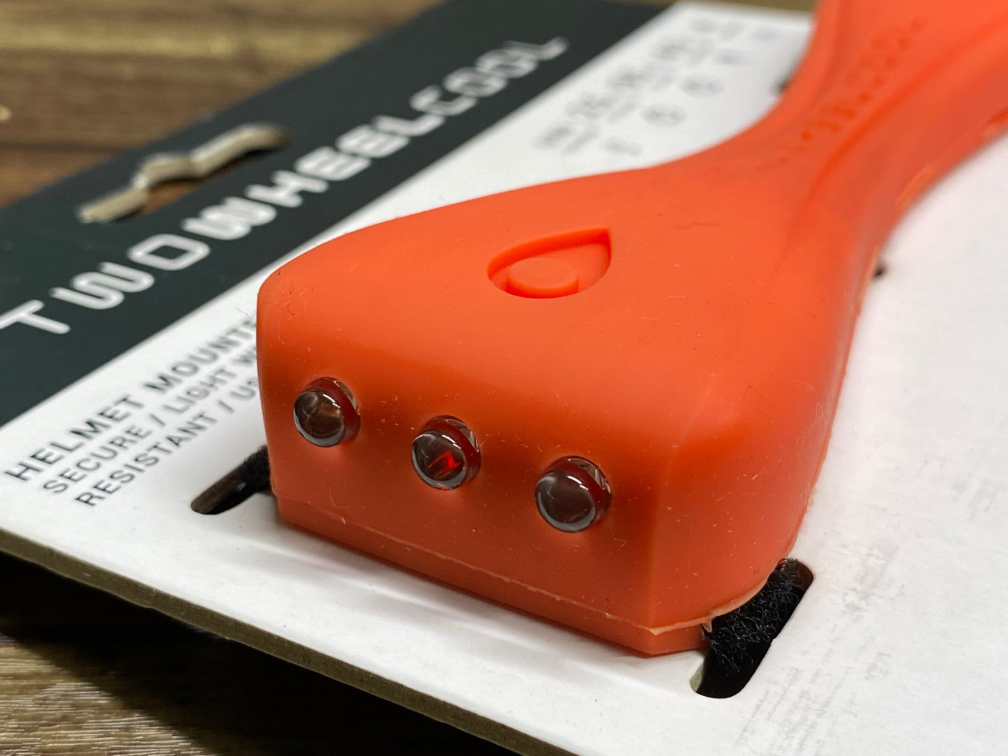 IV756 TWO WHEEL COOL Pilot Helmet Light ライト 赤 未使用