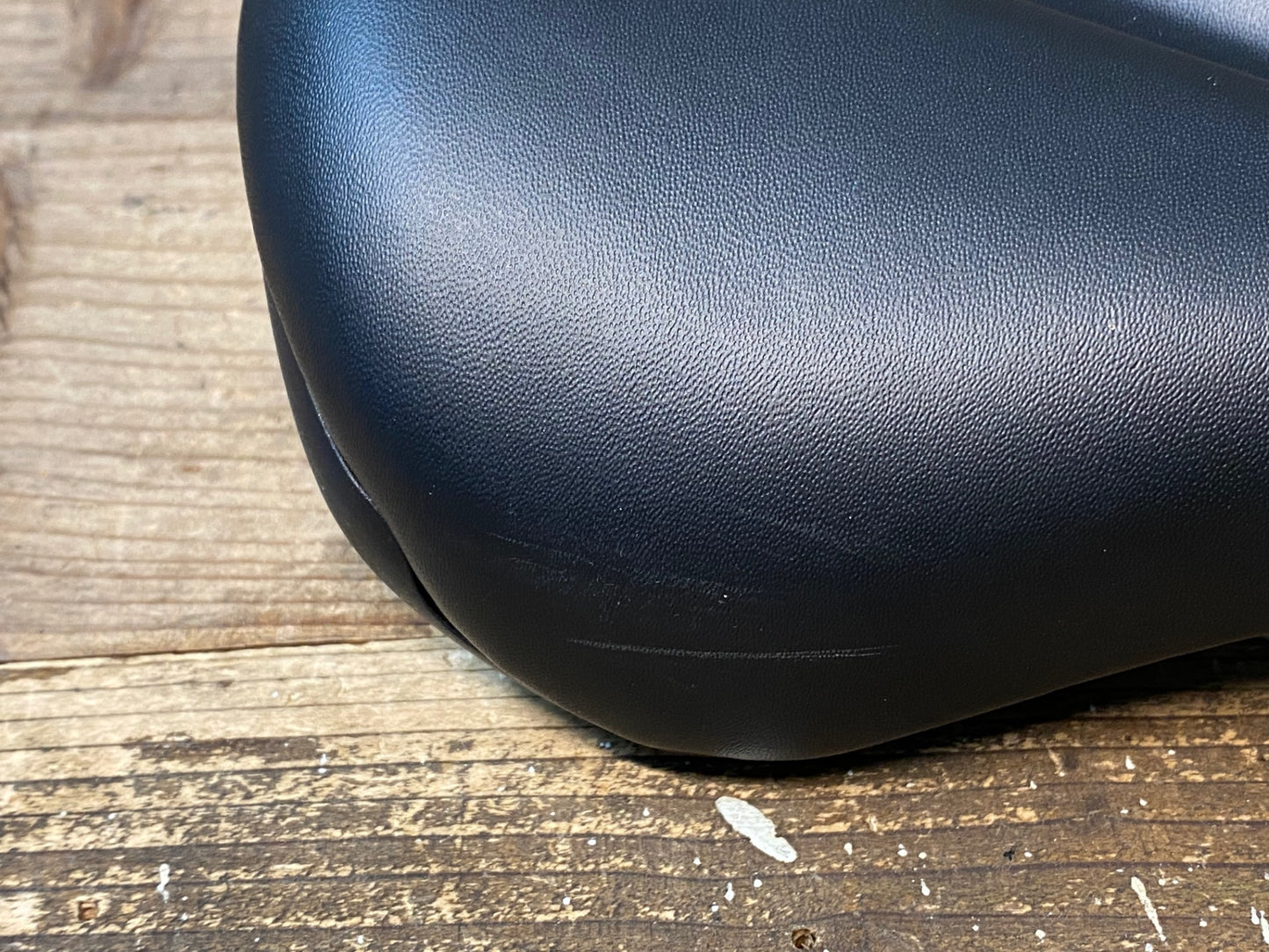 IW001 ジャイアント GIANT CONNECT COMFORT SADDLE サドル 黒 クロモリ